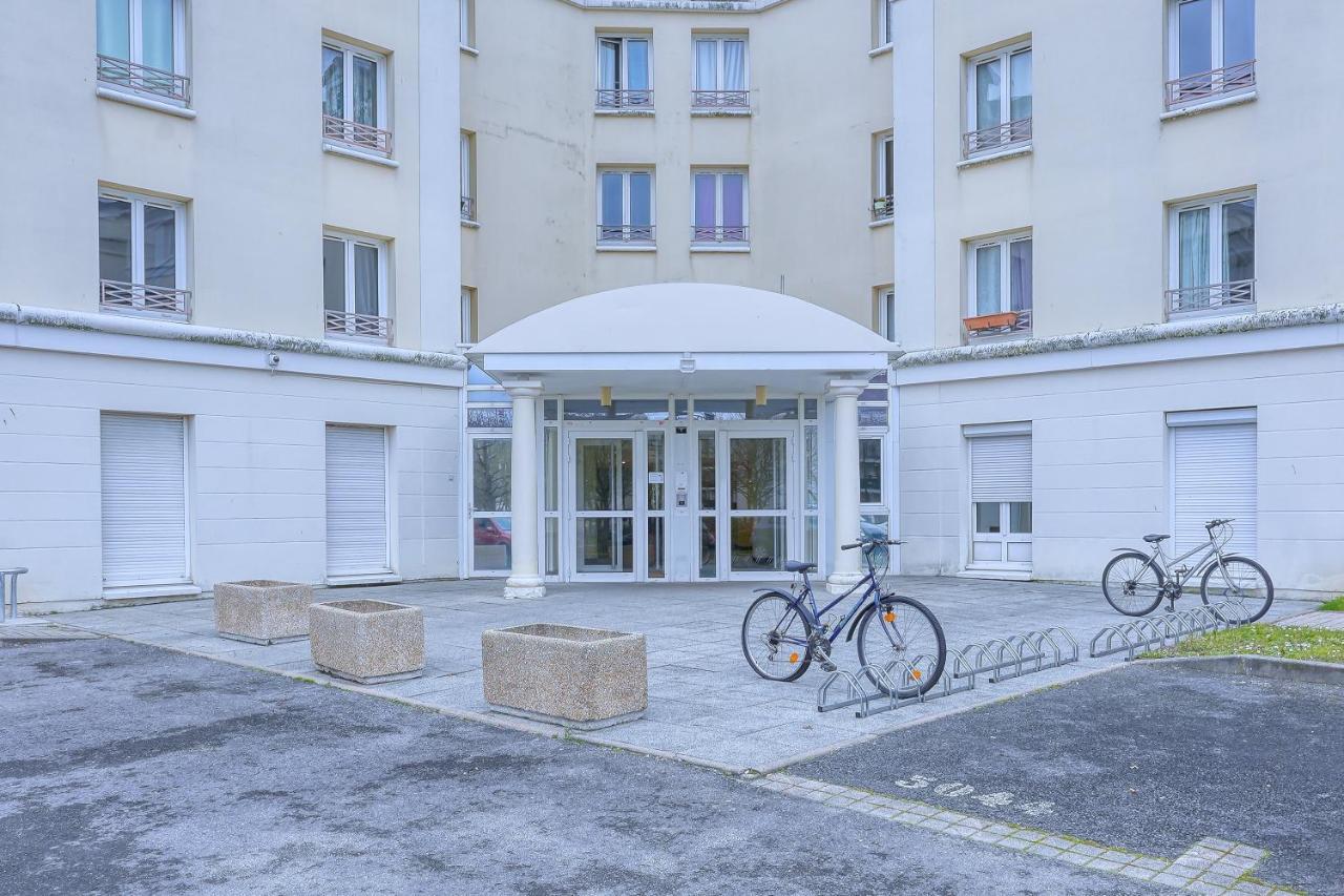 Cosy Mezzanine Apartment Bussy-Saint-Georges Bagian luar foto